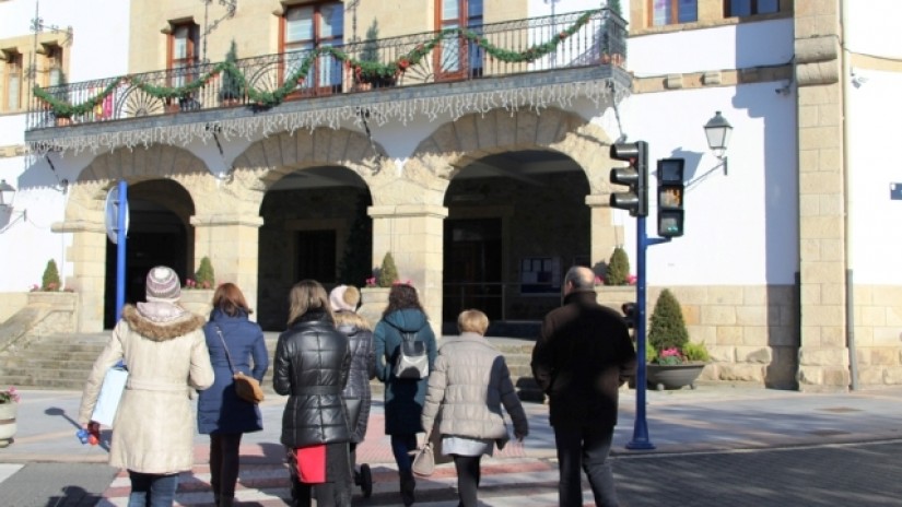 Enplegua eratzea, gazteei etxebizitza bat euren kabuz eskuratzen laguntzea eta mungiarren gizarte-ongizatea dira 2018rako aurreikusitako proiektuetako batzuk